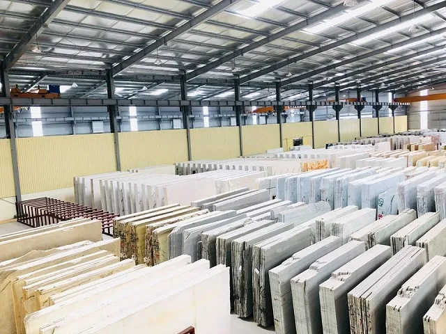 Kho tranh đá xuyên sáng tự nhiên lớn nhất Hà Nội